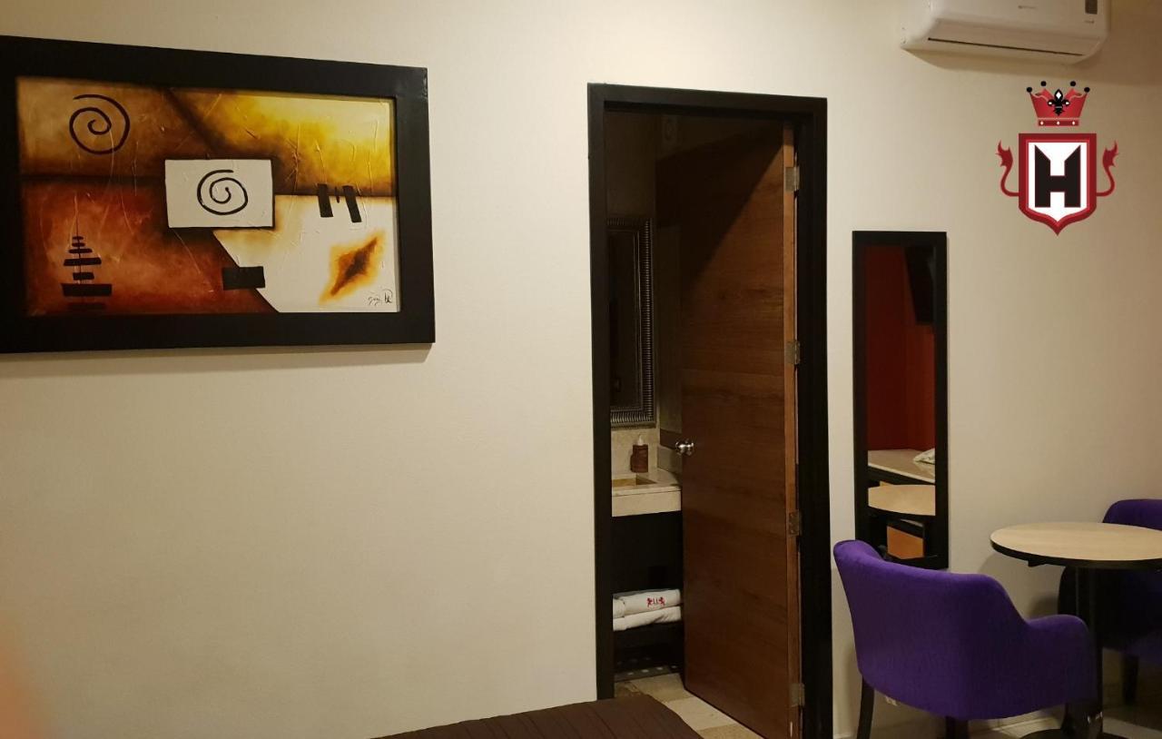 Hotel Leones ปวยบลา ภายนอก รูปภาพ