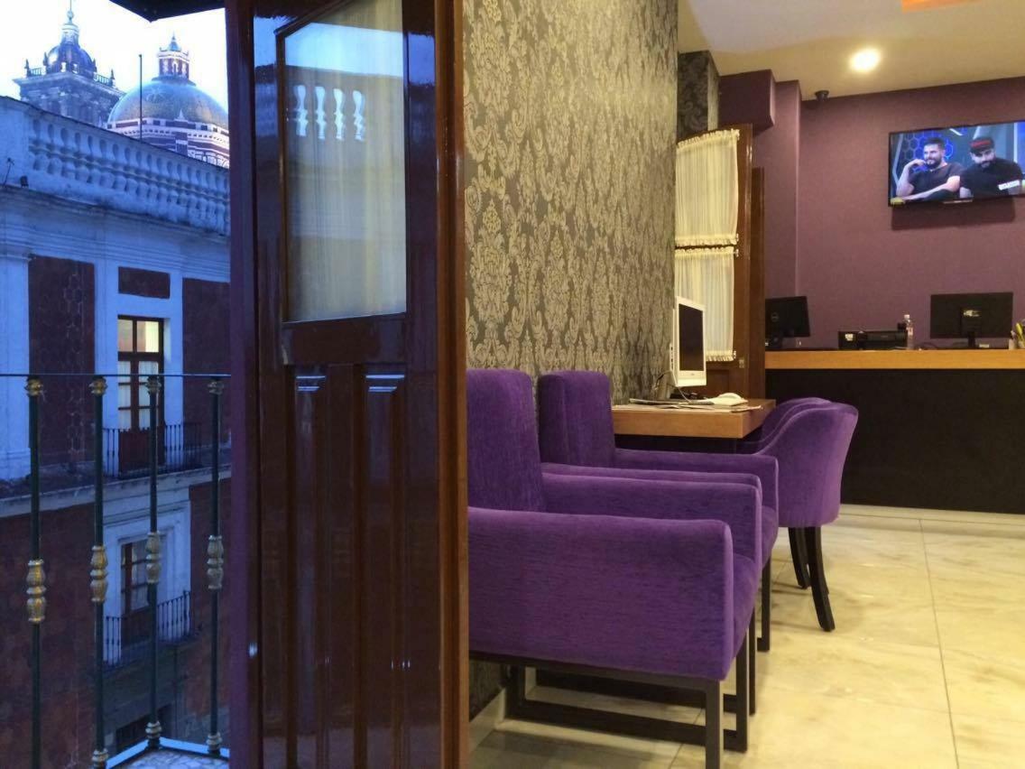 Hotel Leones ปวยบลา ภายนอก รูปภาพ