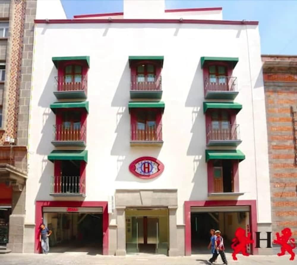 Hotel Leones ปวยบลา ภายนอก รูปภาพ
